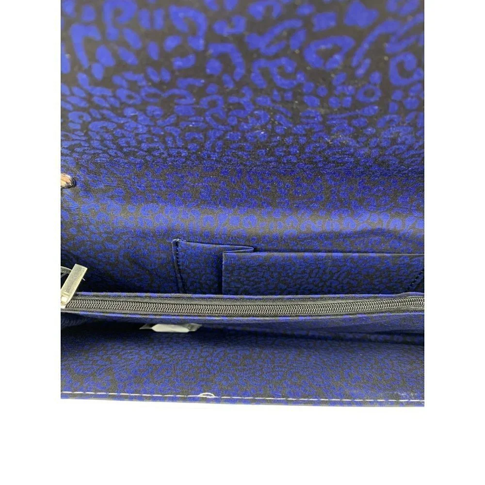 Women's White & Silver Clutch Purse